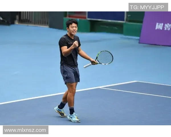 南京网球队的拼搏之路：从默默无闻到冠军赛的辉煌历程